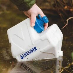 CUBE FILTRANT PURIFICATEUR D'EAU - LIFESAVER - CAPACITÉ 5L - 5000L FILTRÉS -Camping Soldes Boutique cube filtrant purificateur deau lifesaver capacite 5l 5000l filtres 2