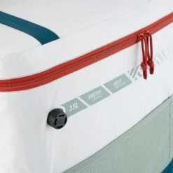 Quechua GLACIERE SOUPLE DE CAMPING - 35 LITRES - CONSERVATION AU FRAIS 17 HEURES -Camping Soldes Boutique glaciere souple de camping 35 litres conservation au frais 17 heures 8