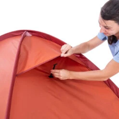 Tente Dôme De Trekking - 2 Places - MT100 -Camping Soldes Boutique tente dome de trekking 2 places mt100 9